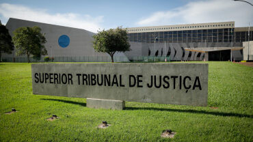 STJ vai fixar tese sobre honorários por equidade e tabela da OAB