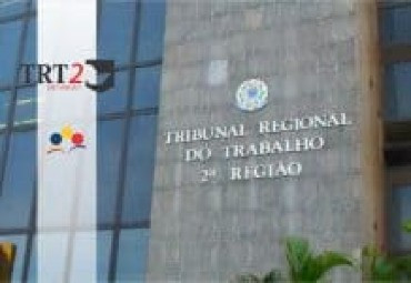 Justiça condena empresa por recusa de atestado médico particular