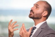 Por crime de coação