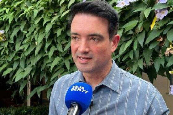 léo bort.jpg