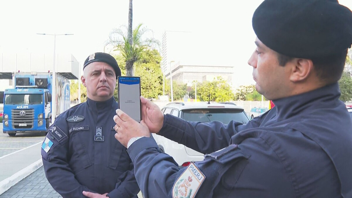 Sistema de reconhecimento facial passa a ser usado em celulares pela Polícia Militar e já ajudou a prender 50 foragidos