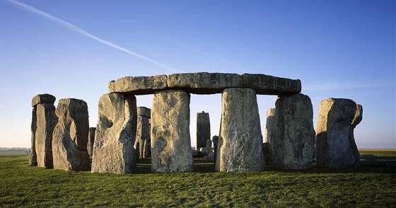 stonehenge-from-ne-800x420.jpg