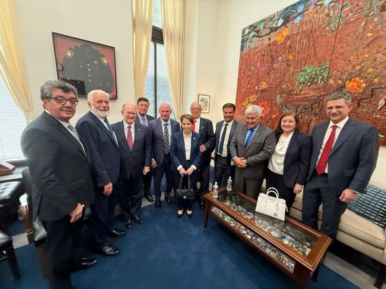 Senadores.jpg
