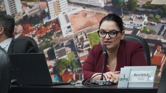 Samantha Iris é primeira-dama de Cuiabá, filiada ao PL e foi eleita vereadora com o maior número de votos em 2024.