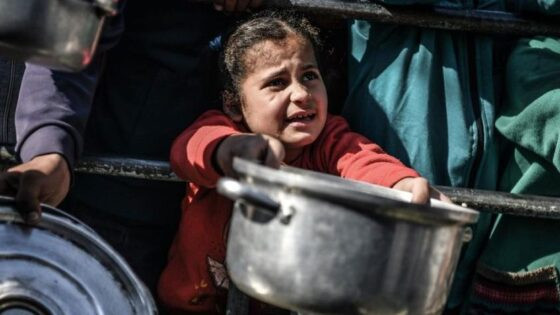 crianca-comida-faixa-de-gaza-unicef-2024-abed-zagout-848x477.jpg