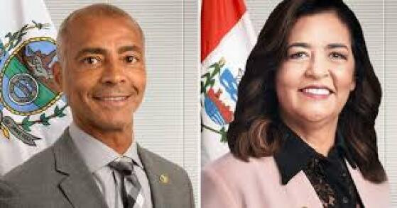 Romário e senadora.jpg