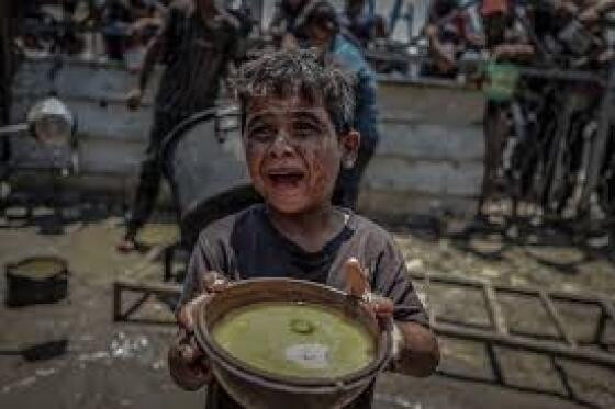 Criança chora em Gaza.jpg
