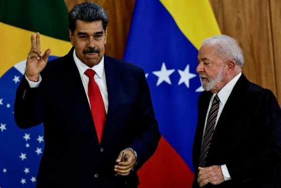 NICOLAS E LULA.jpg