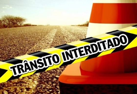 TRANSITO INTERDITADO.jpg