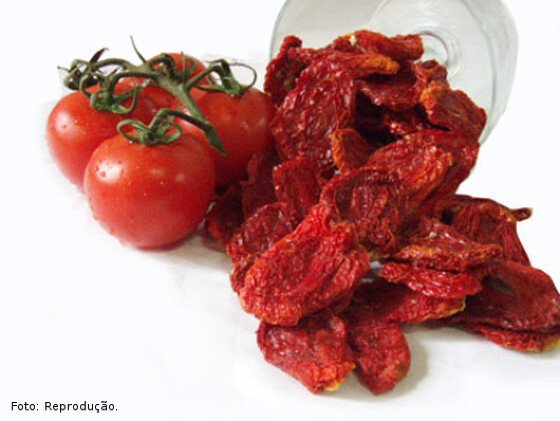 Levantamento do ProHort mostra que o tomate longa vida teve queda de 60%.