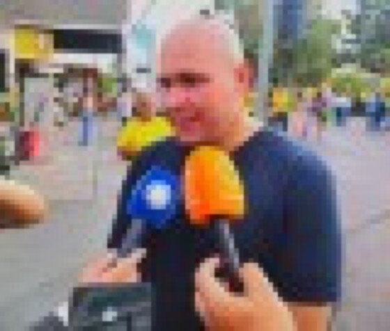 O prefeito de Cuiabá, Abilio Brunini, na manifestação 'Reaja Brasil' promovida na Praça do Choppão, neste domingo (3).