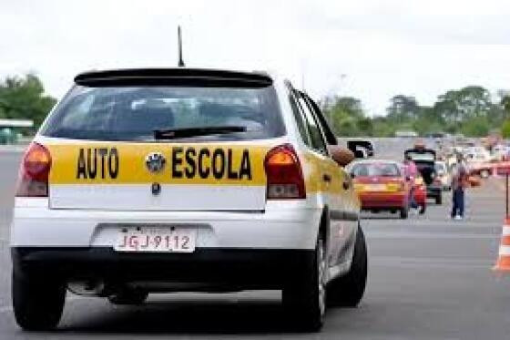 Auto escola.jpeg