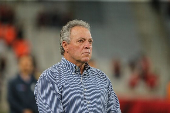 abel_braga_do_cruzeiro_2_aJuAmev.jpg