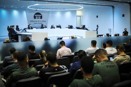 plenario do tce.jpg