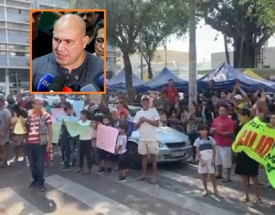 Moradores do Contorno Leste manifestaram em frente a Prefeitura de Cuiabá contra a retirada da comunidade