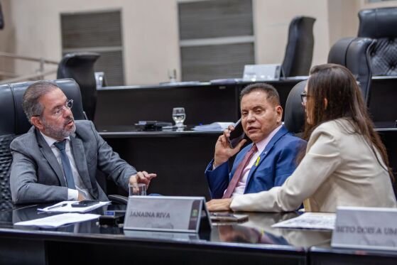 Botelho diz que apoio de Bolsonaro a MM não define chapa ao Senado; veja vídeo