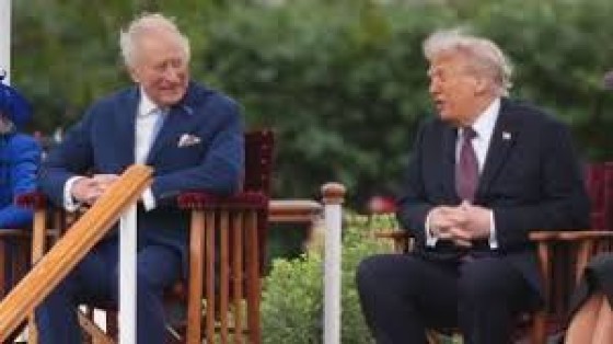 Charles e Trump.jpeg