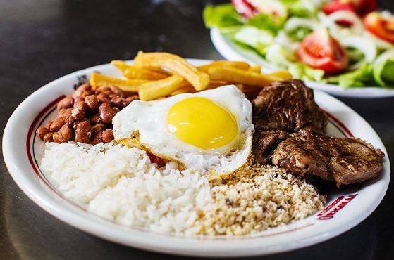 Cesta básica recua pelo terceiro mês e custa R$ 804 em agosto
