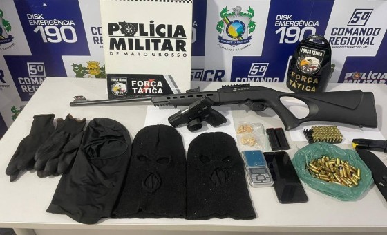 PRESO NA BARRA.jpeg
