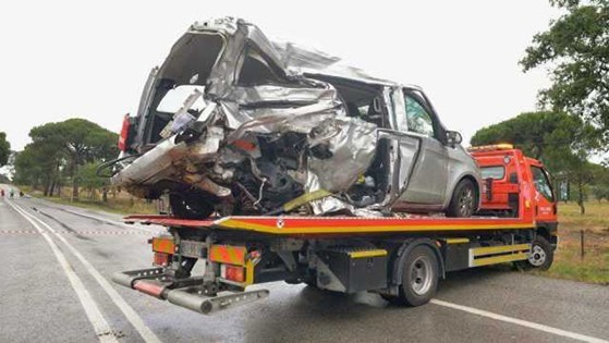 Carro de brasileiros.jpg