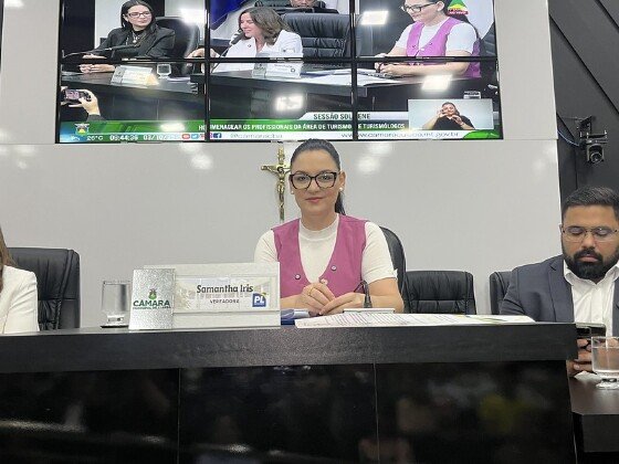 A primeira-dama e vereador por Cuiabá, Samantha Iris (PL). Na Câmara, Samantha concentra as funções de vice-líder do PL e presidente da Comissão de Constituição, Justiça e Redação (CCJR).