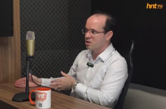 O doutor Marcos Rezende é oncologista clínico na Oncomed em Cuiabá.