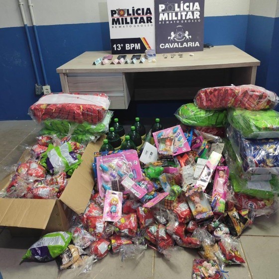 BRINQUEDOS E DROGAS.jpg