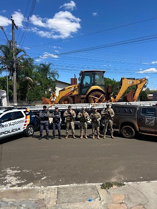 POLICIAS RETRO.jpg