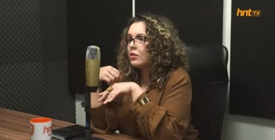 A perita criminal Gigi Barreto no HNT TV Entrevista.