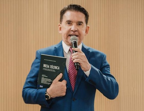 Sérgio Ricardo livro.jpg