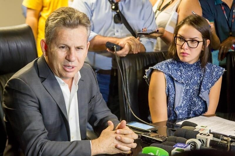 Mendes lidera pesquisa ao Senado com 33%; Janaina tem 15%