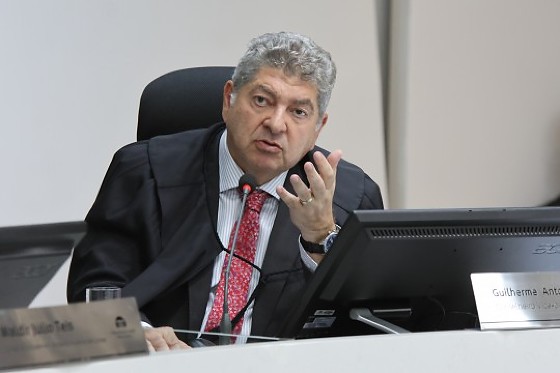 GUILHERME MALUF 13.jpg