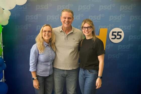 A médica e pré-candidata ao governo, Natasha Slhessarenko; o ministro da Agricultura, Carlos Fávaro; e a sua filha, a presidente do PSD Mulher em Mato Grosso, Rafaela Fávaro - da esquerda à direita;