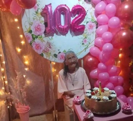 Idosa 102 anos.jpeg