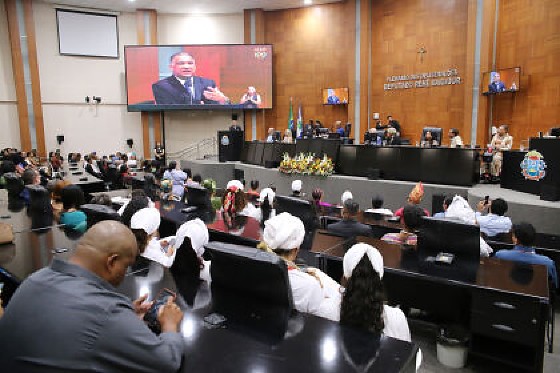 Moção de Aplausos.jpg