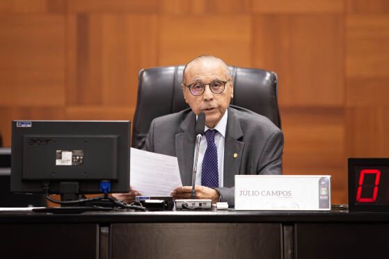 O vice-presidente da Assembleia Legislativa (ALMT), Júlio Campos (União Brasil). 