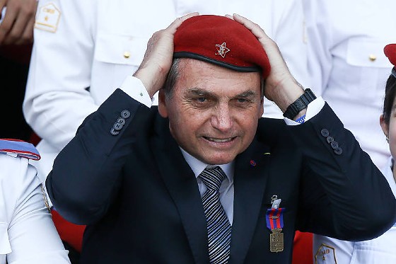 Bolsonaro exercito.jpg
