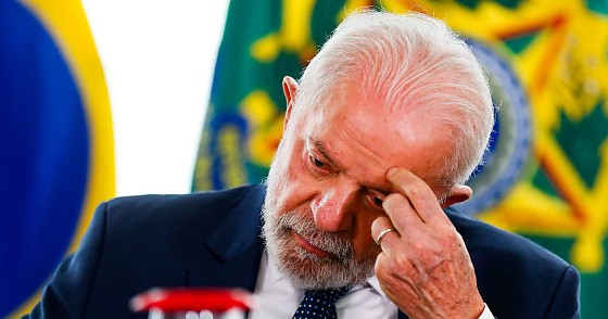 Desaprovação de Lula supera aprovação, mostra pesquisa