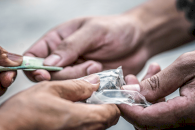 Ecstasy, cocaína, lança-perfumee maconha