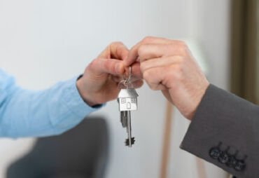 TJMT mantém condenação de imobiliárias por publicidade enganosa em condomínio fechado