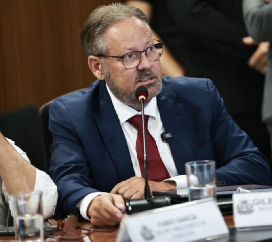 O secretário de Estado de Saúde (SES-MT), Gilberto Figueiredo (União Brasil).