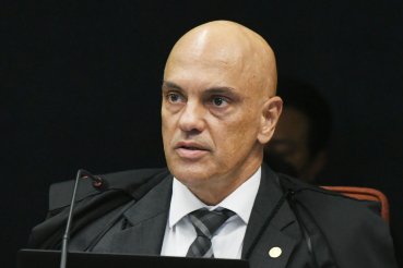 Moraes flexibiliza cautelares para que bolsonarista réu do 8 de janeiro possa trabalhar como frentista em MT