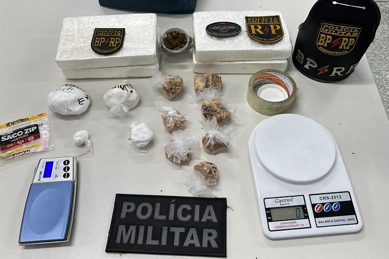 PM prende traficante “Medalhão” que vendia maconha no bairro São Cristóvão