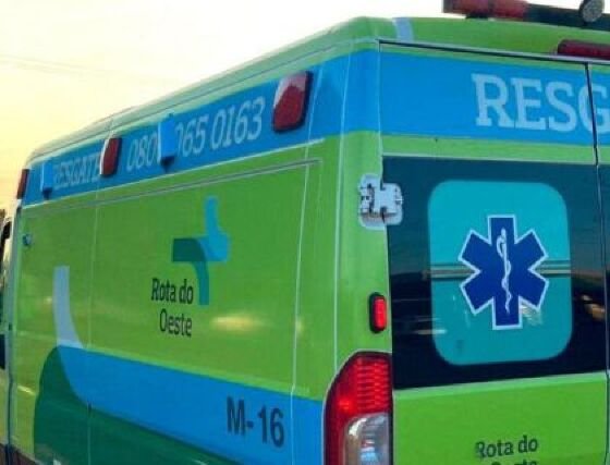 Colisão entre moto e carro deixa dois feridos na BR-163