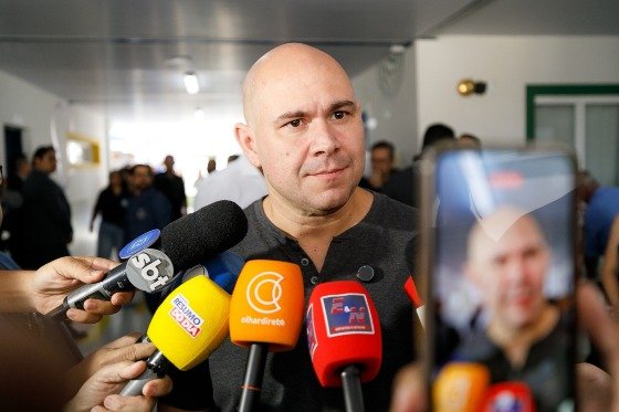 Justiça condena mulher por chamar Abilio de “canalha” e “patife” no Instagram