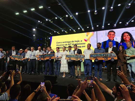 Primavera do Leste recebe três novos ônibus escolares e reforça transporte de mais de 10 mil alunos da rede municipal