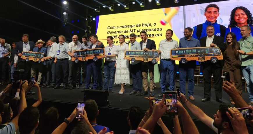Primavera do Leste recebe três novos ônibus escolares e reforça transporte de mais de 10 mil alunos da rede municipal
