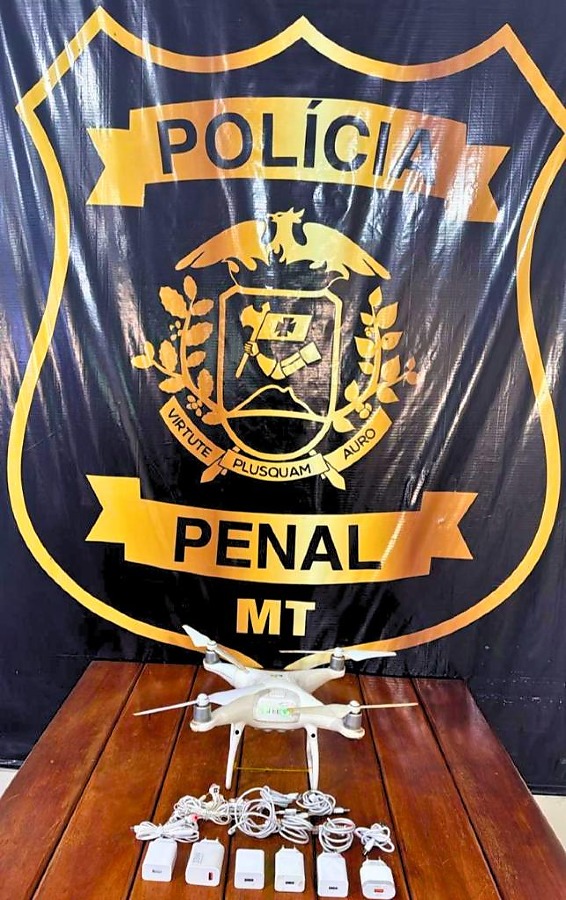 Drone com eletrônicos é apreendido em presídio de Rondonópolis, MT